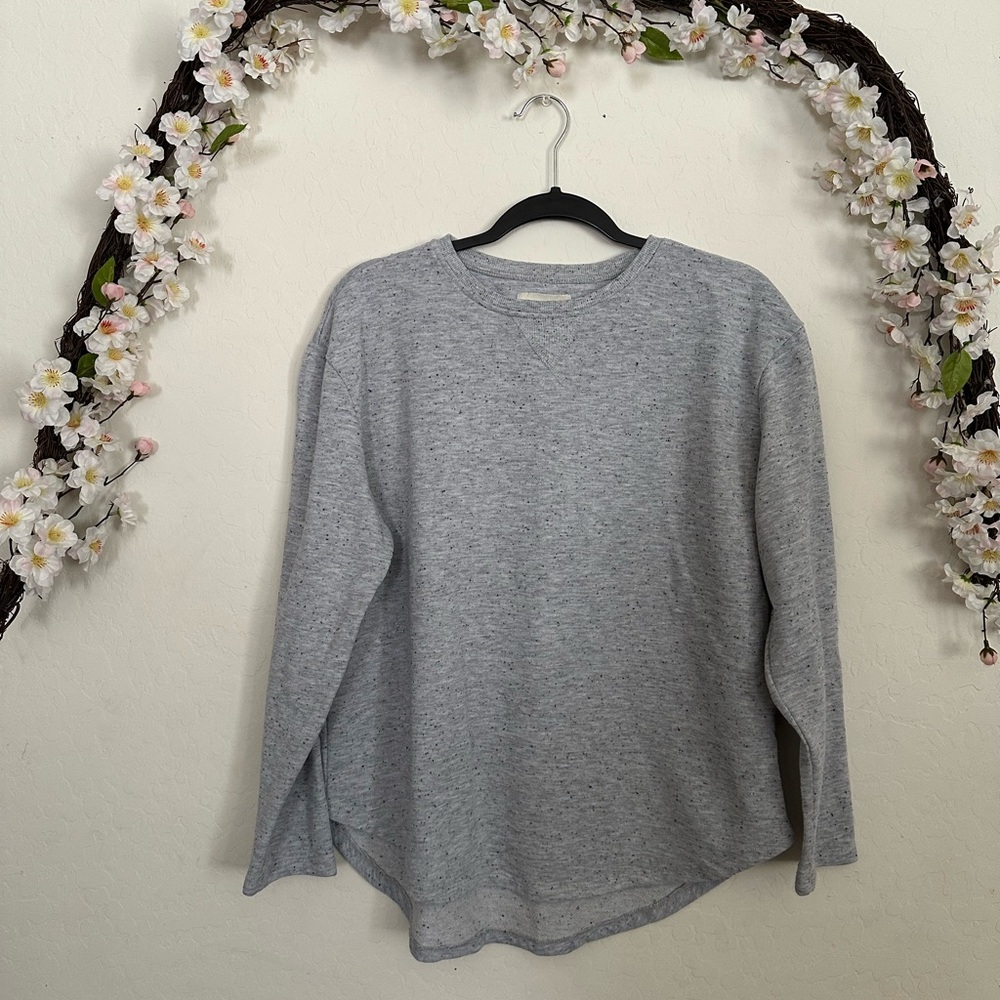 • Cotton On • grey long sleeve